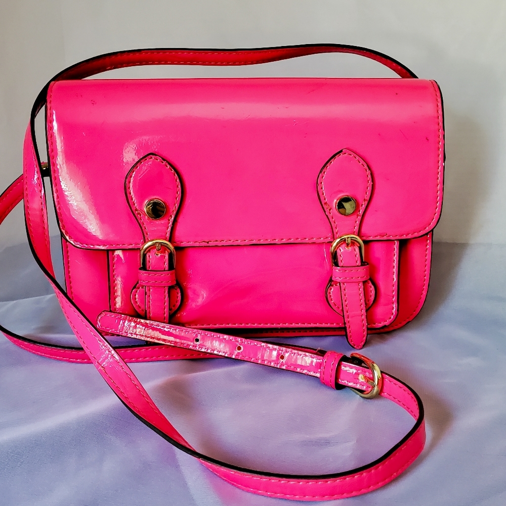 Steve Madden - Neon Pink Crossbody